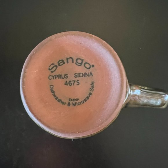 Set of 2 SANGO Cyprus Sienna Stoneware Mugs w/ Green Glaze & Copper Undertones - Picture 7 of 9